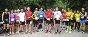 Vi var mange i dag, så dem der løb halvmarathon fik et billede for dem selv. Her er marathonfeltet. Foto: Bent Ole Karlsson